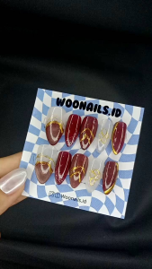 Press on nails maroon silky cat eye free toolkit lengkap | kuku palsu premium murah