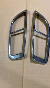 Cover List Garnish Reflektor Agya Ayla 2013 2016 Sporty Hitam Chrome