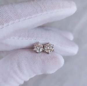 PDM ต่างหูเงินแท้ ฝังเพชร Moissanite (โมอีส) เงินแท้ 925 ชุบทองคำขาว14k