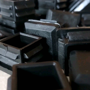 my shopพลาสติก สําหรับปิดรูเหล็ก เหลี่ยม ขนาด 1 1 นิ้ว จํานวน 500อัน