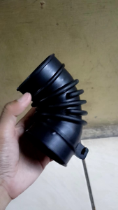 Selang Hawa Filter Udara Suzuki Baleno, Swift, dan Sx4