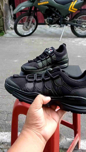 [COD]SEPATU ANAK SEKOLAH//SEPATU OLAHRAGA//LAKI LAKI  PEREMPUAN//RANNING//SPORT//NGS SPORT//MURAH//TERBAIK//HITAM POLOS//BISA BAYAR DI TEMPAT