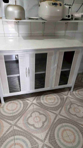 ตู้ครัวอลูมิเนียม TOP หินแกรนิตแท้ / ทรงเตี้ย - ตัวเลือกที่ดีในประเภท เทียร์ฟู/ครู