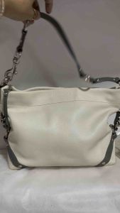 Used/preloved authentic carly pebbled leather medium hobo