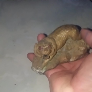 patung kuno macan peninggalan prabu Siliwangi