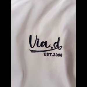 Jaket Waterproof Parasut Via.D Pria Wanita Jaket Anti Air Cowo Cewe Via.D Bandung