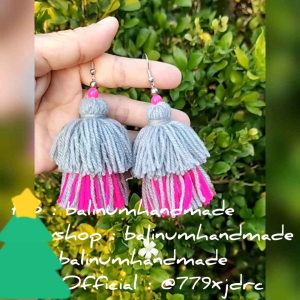 balinum ต่างหูแฮนด์เมดพู่หนาสองชั้น สไตล์โบฮีเมียน มีหลายสีให้เลือก ดูเก๋และสวยงามมากค่ะ