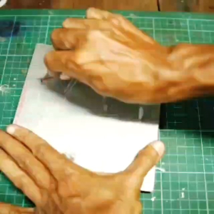 Tinta Mangsi Lokal: Alternatif Tinta DYKEM yang Tidak Luntur Oli