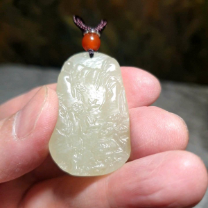 Nephrite light green Landscape Jade pendant (with certificate) [Natural Crystal] 和田玉淡绿山水意境吊坠(带证书)