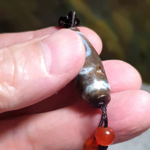 28.5mm Rare aged Tibetan Xang Xung (Zhang Zhung) semi translucent Longevity Treasure Vase Dzi pendant full of red spots (with certificate) 28.5毫米罕见西藏老矿象雄玉化满红朱砂长寿宝瓶天珠(带证书)