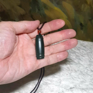 Nephrite deep green both sides carvings Bamboo Jade pendant (with certificate) 和田玉深绿双面雕刻竹吊坠(带证书) 竹报平安 节节高升