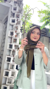 LEONY slingbag 2in1 kekinian terbaru by Biru Tsabita (PO 1minggu)