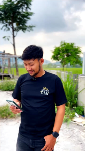 T-Shirt Hadiah Pria: Kaos Katun Kombinasi & Kata-Kata Viral