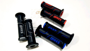 HANDGRIP MOTOR UNIVERSAL/HANDFAT HANDLE SLOP KARET STANG STIR MOTOR MODEL ROBOT FAST BIKES