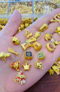 Charm titan cao cấp mic vòng bền đẹp không đen gỉ nhiều mẫu tài lộc