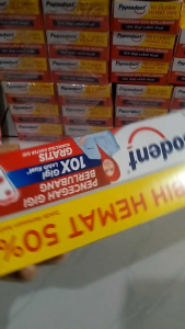 Pepsodent 225 gr isi 2