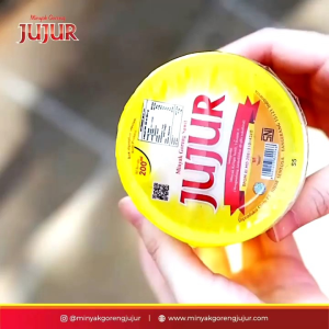 8 Pcs Minyak Goreng Jujur 200ml // Jujur 200ml // Jujur Minyak Goreng // Paket 8 Pcs Minyak Goreng 200ml // Minyak Cup Gelas // Minyak Jujur 200ml