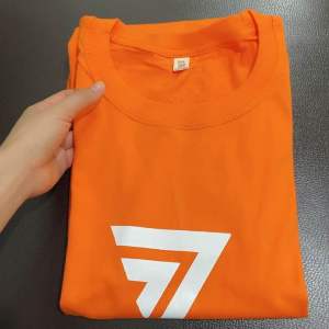 เสื้อคอกลมพรรคก้าวไกล