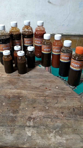 Plitur Kayu Jati & Mahoni Warna Coklat Hitam Merah Botol 500 Gr