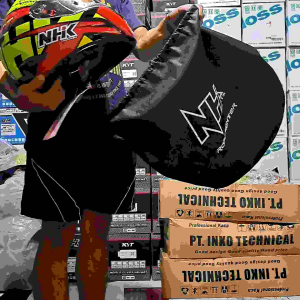 Sarung Helm Tahan Lama: Desain Ergonomis & Aksesoris Berkualitas