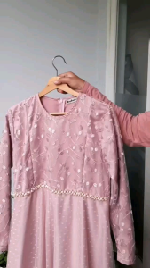 belle dress gamis velvet kombinasi tulle akar mutiara gamis terlaris gamis mewah gamis kondangan gamis warna silver gamis viral