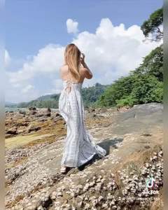 Maxi dressโบฮิเมียนขาว