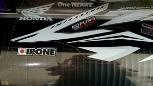 Stiker Transparan CB150R V3: Pilihan Terbaik untuk Aksesoris Motor