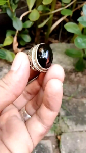 Cincin batu mustika wulung hitam