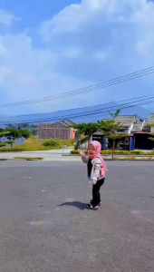 Kyna. Hijab Bayi - Camila Pashtan 0-6 th / Jilbab Pashmina Instan