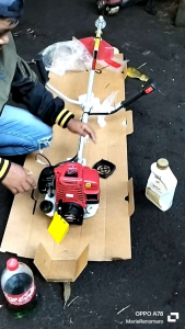 Honda GX35 GRASS CUTTER 4 Stroke