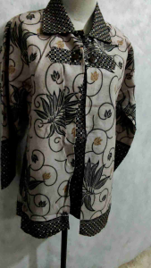 Atasan Batik Kerja Blouse Kancing: Blouse Batik Nyaman & Tahan Lama