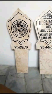 Batu Nisan Ukir Nama Marmer Putih & Bahan Kuran Kecil