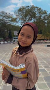 Gamis Seragam Sekolah Pramuka Anak Perempuan Bahan Katun Oxford Mix Japan Drill Tebal / Setelan Seragam Sekolah Anak Pramuka