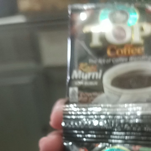 Kopi top murni kecil 1 renceng isi 10 saset 7 gram di jual per 6 renteng