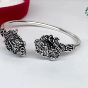 กำไลเงินแท้925ปลาคู่นำโชคหนักเกือบ1บาท