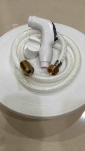 Bộ sản phẩm xịt nước vệ sinh chất lượng chịu áp lực nước thủy cục .Thích hợp dùng trực tiếp nước máy (thuỷ cục)