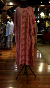 Triana Kaftan by Dian Pelangi: Busana Muslim Modis & Elegan