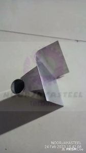 Profil Penghalang Roskam: Aksesori Taman Modern\\n\\n Apa itu Profil Penghalang Roskam?\\nProfil penghalang Roskam adalah aksesoris taman modern yang dirancang khusus untuk membantu dalam mendesain dan merawat taman Anda dengan mudah. Dengan menggunakan profil penghalang Roskam, Anda dapat menciptakan taman yang indah dan berfungsi dengan baik, tanpa harus menghabiskan waktu dan tenaga yang berlebihan.\\n\\n Keunggulan Profil Penghalang Roskam\\nBeberapa keunggulan dari profil penghalang Roskam antara lain:\\n\\n- Memudahkan dalam merancang dan memelihara taman\\n- Desain modern dan elegan\\n- Bahan berkualitas tinggi\\n- Mudah dipasang dan digunakan\\n\\n Cara Menggunakan Profil Penghalang Roskam\\nBerikut adalah langkah-langkah sederhana dalam menggunakan profil penghalang Roskam:\\n\\n1. Pilih lokasi yang tepat untuk memasang profil penghalang Roskam.\\n2. Pasang profil penghalang Roskam sesuai dengan petunjuk yang diberikan.\\n3. Tanam tanaman dan bibit sesuai keinginan Anda.\\n4. Rawat taman Anda dengan cara yang mudah dan efisien.\\n\\n Desain Taman Modern dengan Profil Penghalang Roskam\\nDengan menggunakan profil penghalang Roskam, Anda dapat menciptakan desain taman modern yang indah dan berfungsi dengan baik. Berikut adalah beberapa tips dalam mendesain taman modern dengan profil penghalang Roskam:\\n\\n Pemilihan Produk Taman Berkualitas untuk Desain Taman Modern\\nPilihlah produk taman berkualitas tinggi yang sesuai dengan kebutuhan Anda. Beberapa contoh produk taman berkualitas antara lain:\\n\\n- Tanaman dan bibit berkualitas\\n- Batu alam dan batu buatan\\n- Jalan setapak dan pagar\\n\\n Membuat Desain Taman Modern yang Indah dengan Profil Penghalang Roskam\\nBerikut adalah beberapa langkah dalam membuat desain taman modern yang indah dengan profil penghalang Roskam:\\n\\n1. Tentukan tema dan gaya desain taman Anda.\\n2. Pilih produk taman berkualitas yang sesuai dengan tema dan gaya desain taman Anda.\\n3. Pasang profil penghalang Roskam sesuai dengan petunjuk yang diberikan.\\n4. Tanam tanaman dan bibit sesuai keinginan Anda.\\n5. Rawat taman Anda dengan cara yang mudah dan efisien.\\n\\n Perawatan Taman Mudah dengan Profil Penghalang Roskam\\nDengan menggunakan profil penghalang Roskam, Anda dapat merawat taman Anda dengan cara yang mudah dan efisien. Berikut adalah beberapa tips dalam merawat taman dengan cara yang mudah dan efisien:\\n\\n Tips Perawatan Taman Mudah untuk Memelihara Kualitas Taman\\nBerikut adalah beberapa tips perawatan taman mudah:\\n\\n- Siram tanaman secara teratur\\n- Potong rumput secara rutin\\n- Hapus rumput liar dan gulma\\n- Pupuk tanaman secara teratur\\n\\n Menggunakan Profil Penghalang Roskam untuk Meningkatkan Perawatan Taman Mudah\\nBerikut adalah beberapa cara menggunakan profil penghalang Roskam untuk meningkatkan perawatan taman mudah:\\n\\n- Pasang profil penghalang Roskam di sekitar taman Anda untuk menghindari rumput liar dan gulma masuk ke dalam taman.\\n- Gunakan profil penghalang Roskam sebagai pembatas antara taman dan jalan setapak.\\n- Gunakan profil penghalang Roskam untuk membantu dalam merawat tanaman dan bibit di taman Anda.\\n\\nDengan menggunakan profil penghalang Roskam, Anda dapat menciptakan desain taman modern yang indah dan mudah dirawat. Jangan ragu untuk mencoba dan menikmati hasilnya!\n}