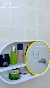 Kotak simpanan kosmetik yang dipasang di dinding 壁挂式化妆品收纳盒Wall-mounted cosmetic storage box