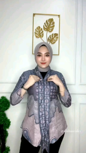 Blouse Batik Wanita Syakira: Desain Elegan & Nyaman Dipakai