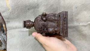 เจ้าแม่ทับทิมเนื้อไม้สักแกะสลัก ณสข (เจ้าแม่หม่าโจ้ว) ผู้เสริมจมูก ชุดเทสรูประสงค์ที่มีความหมาย