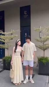 Set đồ đôi màu vàng trơn váy nữ hở vai thân áo chạy thun ôm dáng