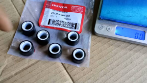 "Flyball Set for Click 125i / 150i PCX 150 ADV 150 AirBlade 150 – Roller Weight Set (Fly Ball) 13g / 15g / 18g Motorcycle parts"