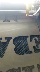 HURUF TIMBUL AKRILIK ANGKA ACRYLIC GOLD MIRROR PLUS PENEBALAN SPON SIGNBOARD ACRYLIC