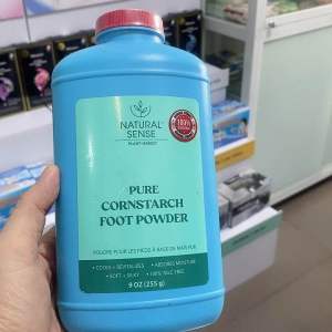 [Hàng Mỹ] Phấn khử mùi hút ẩm cho đôi chân khô thoáng Natural Sense Pure Cornstarch Foot Powder. 9oz~ 255 grs