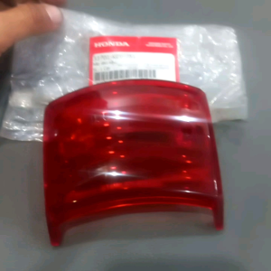 Chụp đỏ sau Wave nhỏ . 110 Thái