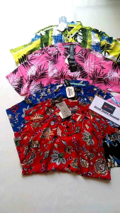 KEMEJA MOTIF PANTAI PRIA LENGAN PENDEK