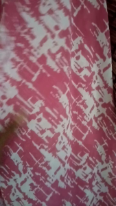bahan kain plisket seruty motif abstrak