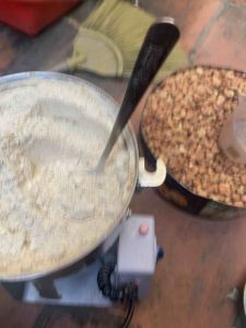 Bột đậu tằm xay mịn 100% (1kg) Đậu Tằm Dinh Dưỡng 1Kg Bột Đậu Tằm Sử Dụng Cho Chế Biến Thực Phẩm - Lazada