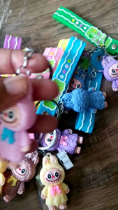 gantungan kunci labubu strap hp labubu karet